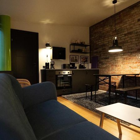 Broncks Apartment 2 - Modern 2-Bedroom In The Heart Of توئِسهون المظهر الخارجي الصورة